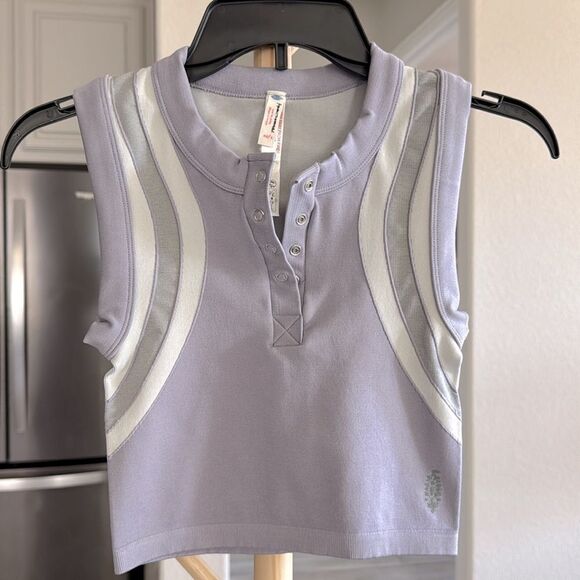 NWOT Free People Free Kick Crop Henley Lavender  Sleeveless Muscle Top XS/S - Picture 5 of 10